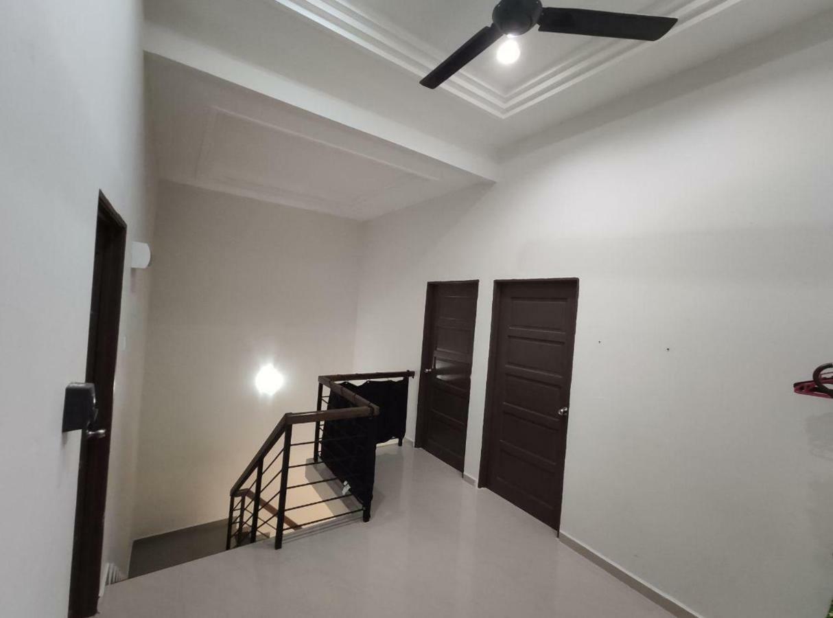 Ar-Rayyan Homestation Dungun Exterior foto